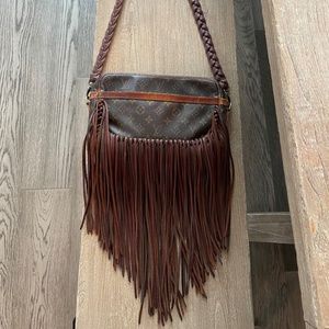 Louis Vuitton Compiegne 28 Crossbody LIKE NEW from VINTAGE BOHO BOUTIQUE